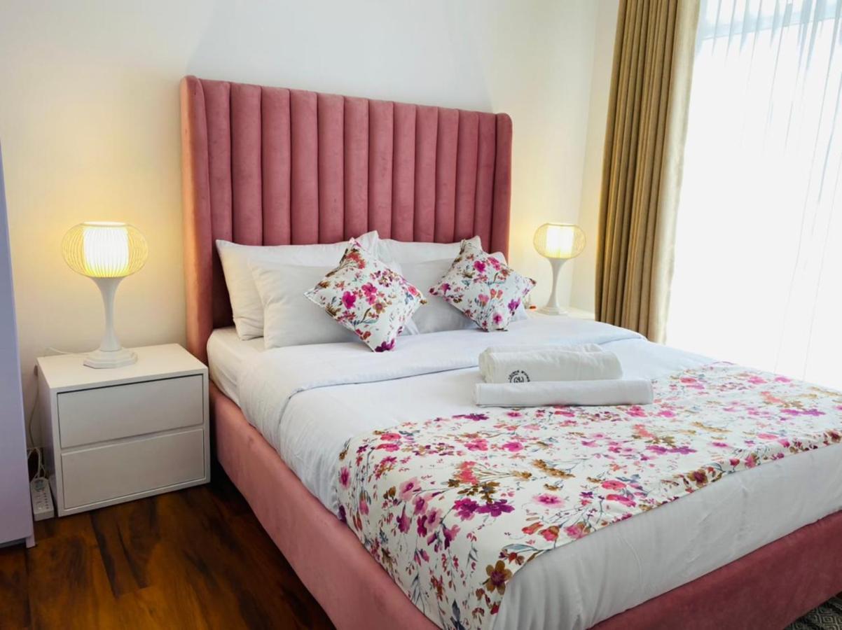 Grand Winterberry - Lake View Luxury Residence Nuwara Eliya Dış mekan fotoğraf